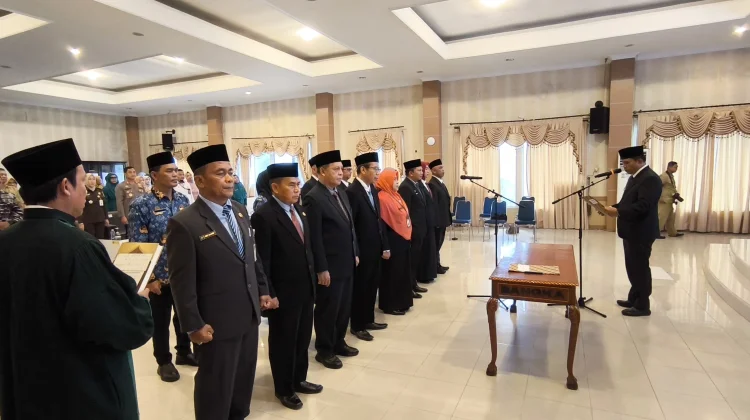 Bupati Bangka Lantik Sejumlah Pejabat Eselon 2 dan 3