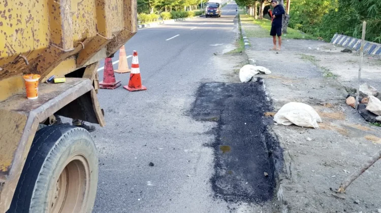 BPJN Babel Tangani Jalan Amblas di Bangka Barat