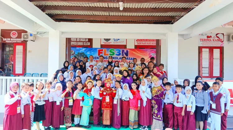 Wabup Basel Debby Membuka FLS3N & O2SN SD