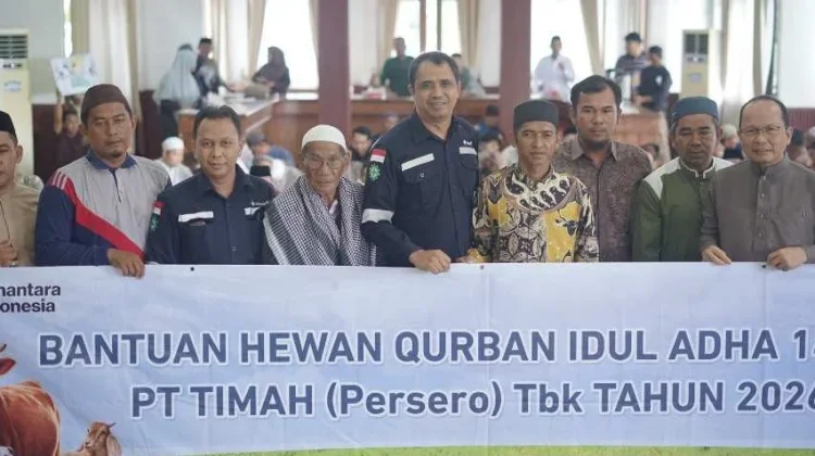 Pemkab Bateng-Mitra CSR Serahkan 92 ekor Hewan Kurban untuk Masyarakat