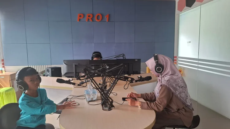 Pentingnya Pengawasan Penggunaan Gadget bagi Anak