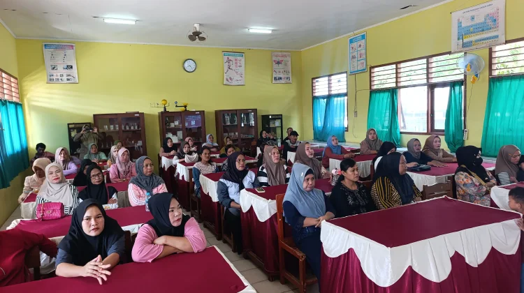Penggunaan Gadget Berlebih Picu Siswa Terlambat dan Bolos Sekolah