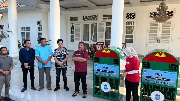 Pemkot Pangkalpinang Terima Bantuan Drop Box Sampah dari Perusahaan Swasta