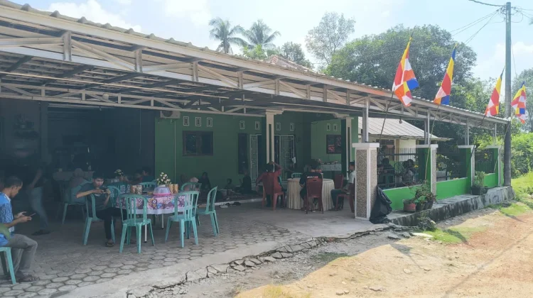 Umat Buddha di Bangka Gelar Open House Hari Raya Waisak