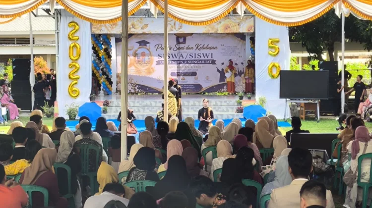 SMP Negeri 2 Sungailiat Menggelar Perpisahan