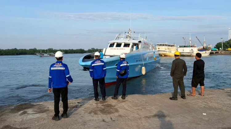 Express Bahari 3E Putar Balik ke Belitung, karena Gangguan Mesin