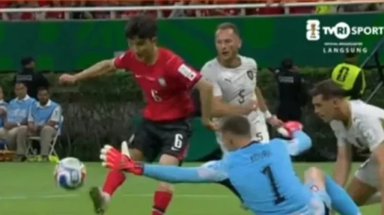 RRI Jadi Andalan Dengar Siaran Làga Piala Dunia tanpa Nonton TV