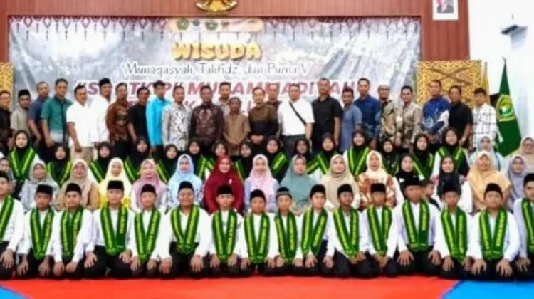 SD STKIP Muhammadiyah Babel Lepas 56 Lulusan