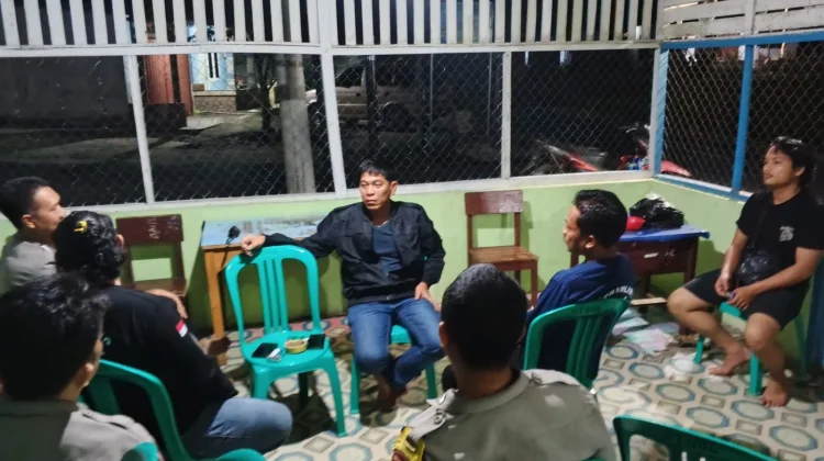 Malam Libur Rawan, Polsek Pangkalan Baru Patroli