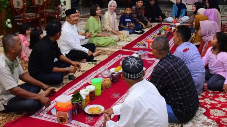 Rayakan 1 Muharram, Warga Kenango "Lebaran"