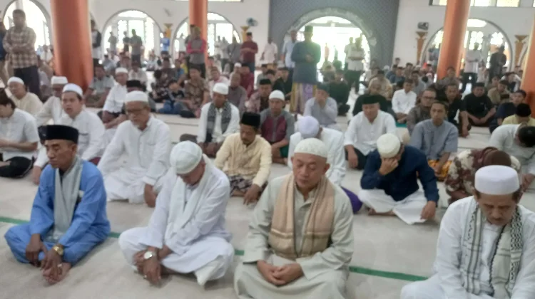 RRI Siarkan Langsung Salat Jumat dari Masjid Agung Sungailiat