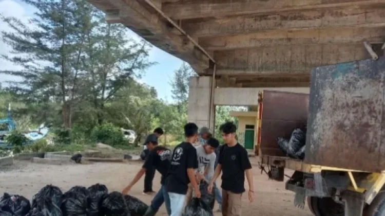 Mahasiswa Jadi Motor Penggerak Pengelolaan Sampah Desa