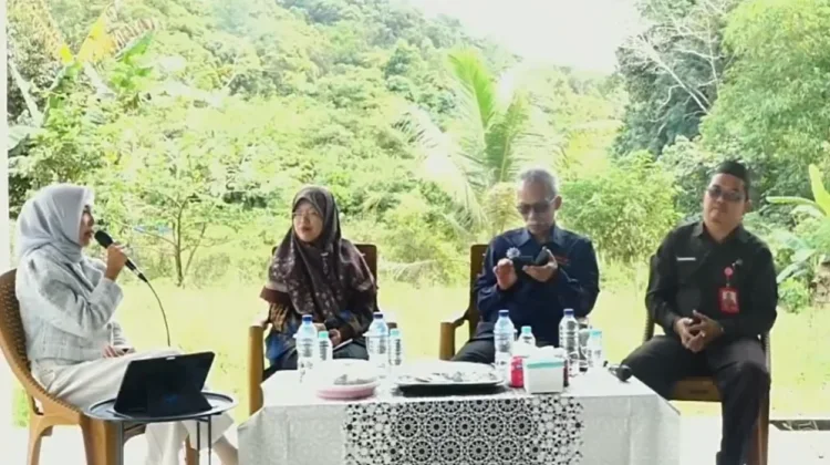 Perpustakaan Keliling Jangkau Warga Desa Sempan Tingkatkan Literasi