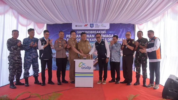 Pembangunan Dermaga II Pelabuhan Tanjung Kalian Telan Anggaran Rp60 miliar