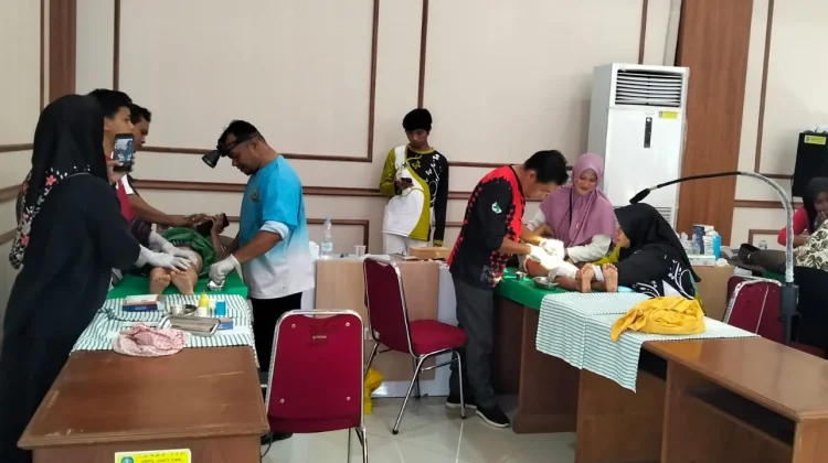 PKK Babel Gelar Khitanan Massal 500 Anak pada HKG ke-54