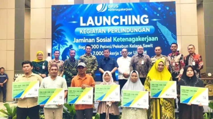 12 Ribu Pekerja Babel Terima Jaminan Sosial Ketenagakerjaan