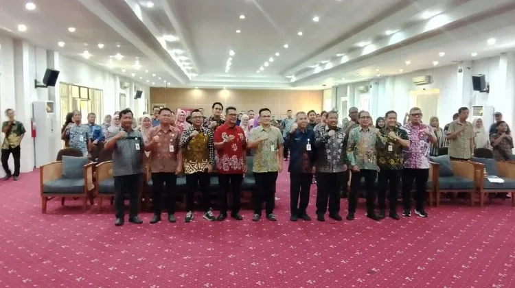 Pemkot Dorong Peningkatan Pelayanan Publik melalui Evaluasi Berkala