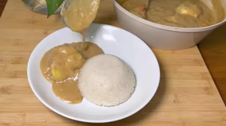 Ketan Kuah Durian Gula Aren Jadi Favorit saat Musim Durian