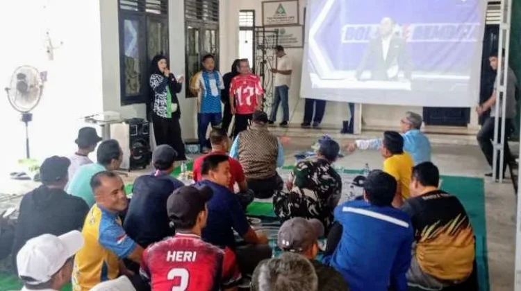 Pemkab Bateng - TVRI Babel Gelar Nobar di Simpang Katis