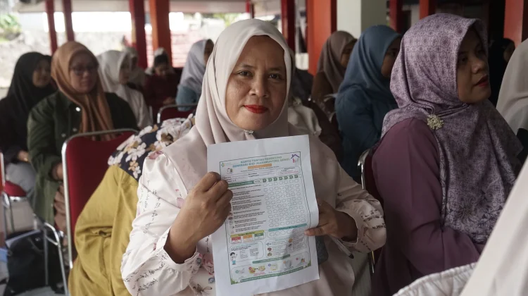 Cegah Stunting, Pokja Bunda Paud Luncurkan Kartu Monitoring Generasi Gizi