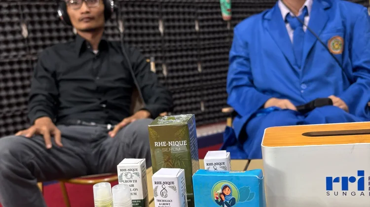 Rhe-nique Hadirkan Beragam Inovasi Produk Perawatan Rambut