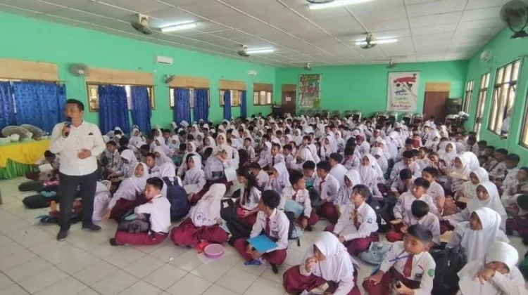 SMPN 2 Sungailiat Menggelar Pra MPLS