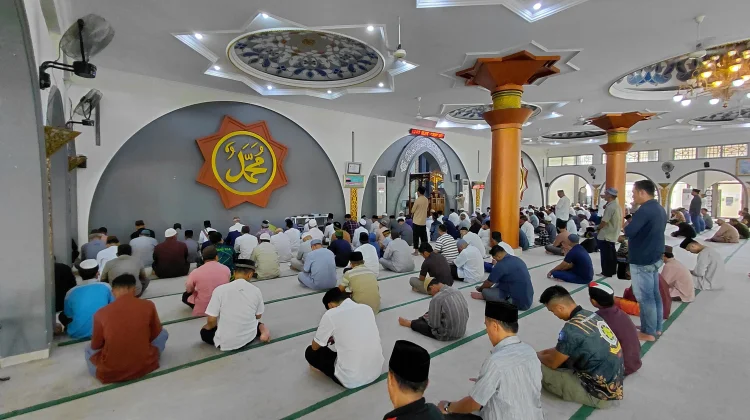 Ekonomi Syariah Dorong Umat Bangun Usaha yang Berkah