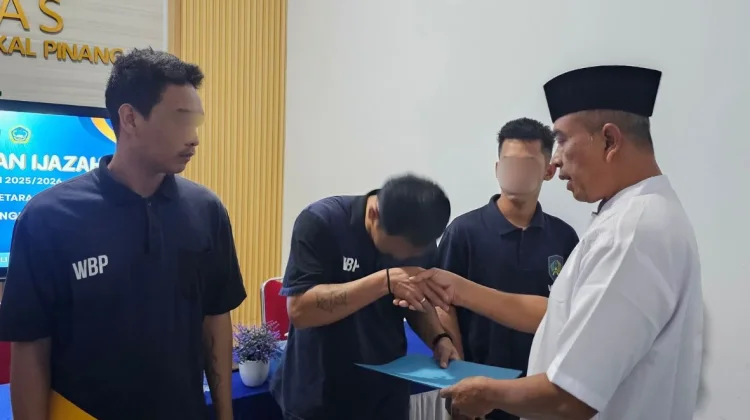 49 Warga Binaan Lapas Pangkalpinang Kantongi Ijazah Kesetaraan