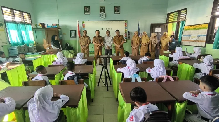Wabup Bangka Berikan Motivasi MPLS SDN 10 Sungailiat