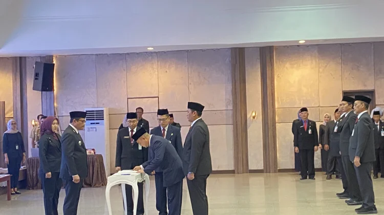 Sembilan Pejabat Eselon II Pemprov Babel Dilantik