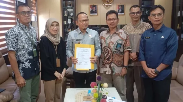 Bupati Algafry Terima Penyerahan Aset Sanitasi Perumahan dari Kementerian PKP