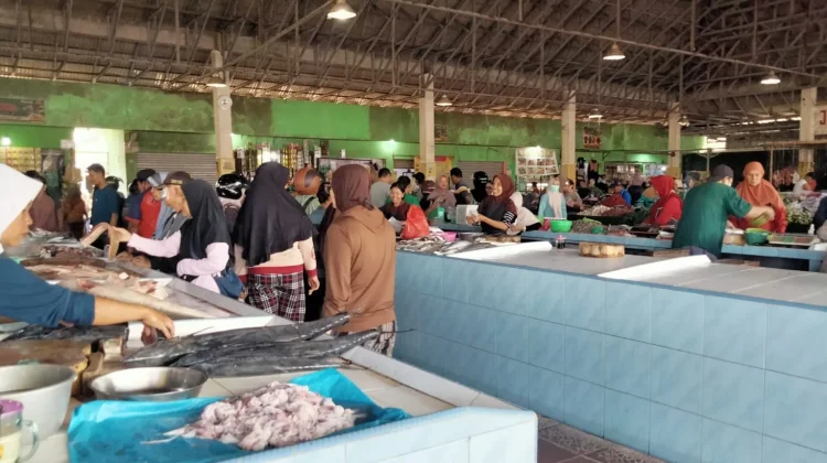 Angin Kencang Picu Kelangkaan Ikan, Pasar Higienis Kesulitan Pasokan