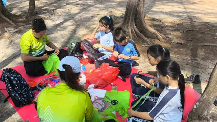 SDN 24 Sungailiat Gelar Lomba Daur Ulang Sampah