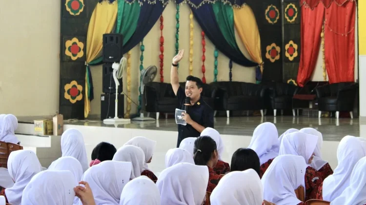 Imigrasi Tanjungpandan Sosialisasikan Bahaya TPPO kepada Pelajar di Beltim