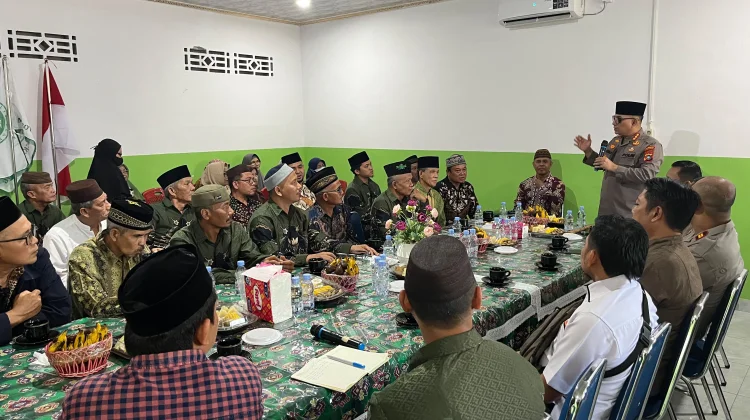 Pererat Silaturahmi, Kapolresta Kunjungi MUI dan Sosialisasikan Layanan 110