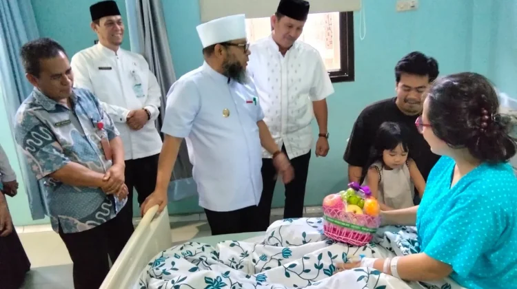 Gubernur Bengkulu Kunjungi Pasien RSUD hingga Lapas di Bangka