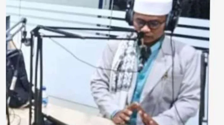 Ustaz Slamet : Makrifat Tidak Menggugurkan Kewajiban Salat