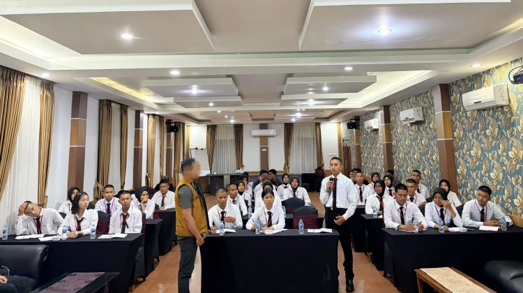 Densus 88 Bekali Wawasan Kebangsaan pada Calon Paskibraka Belitung