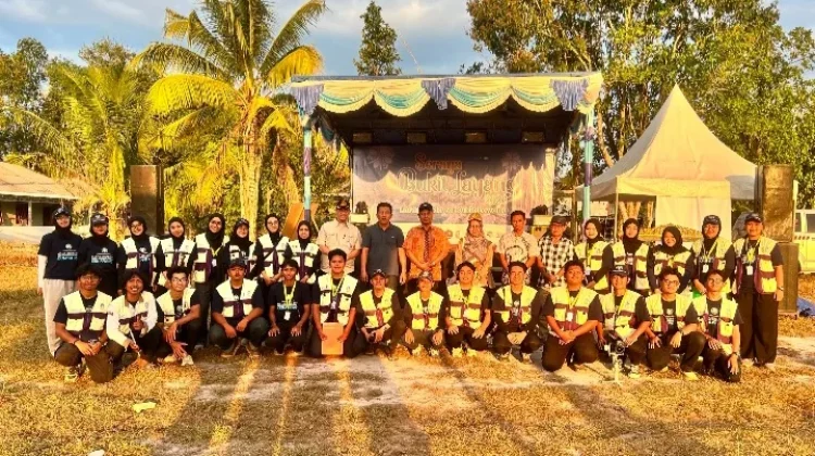 Tutup Pengabdian 50 Hari, 28 Mahasiswa KKN UGM "Seraya Bukit Layang" Ditarik