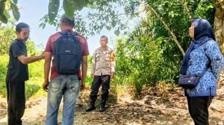 Polres Babar Berikan Edukasi Cegah Karhutla, Datangi Langsung Rumah Warga