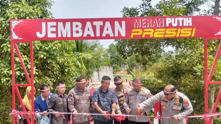 Bupati Bangka: Jembatan Merah Putih Bantu Atasi Keterbatasan Anggaran