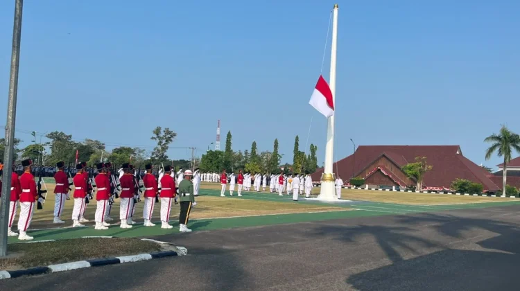 Upacara Penaikan-Penurunan Bendera HUT ke-81 RI di Babel Sukses Digelar