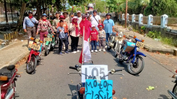 Motor 1968 Ikut Karnaval HUT RI, Komunitas Bukit Betung Bernostalgia