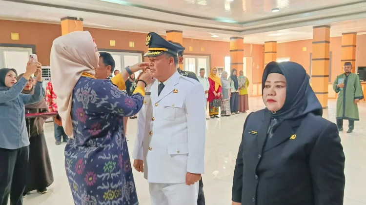 Wabup Debby Lantik Kepala Bankesbangpol Basel & Camat Airgegas
