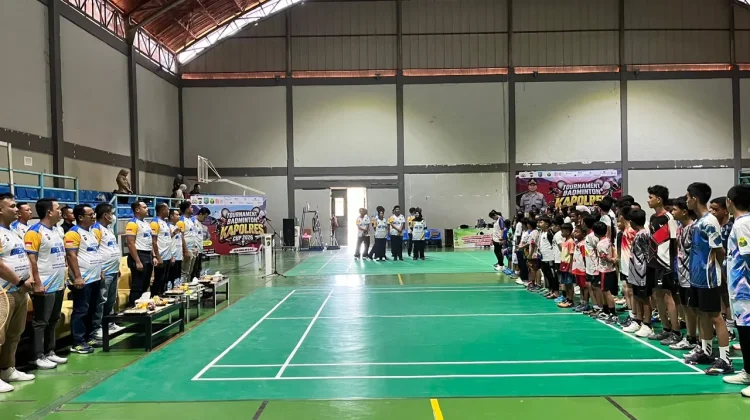 Ratusan Atlet Ikuti Turnamen Bulutangkis Kapolres Cup 2026
