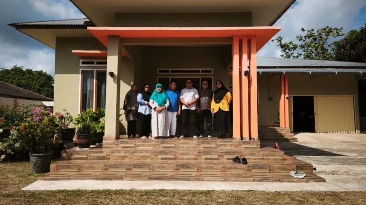 Menang tanpa Persiapan: Rumah Pensiunan Guru di Mayang Juara 1 Lomba Rumah Sehat