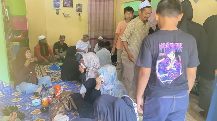 Warga Desa Neknang Bangka Gemakan Selawat pada Maulid Nabi