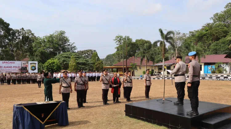 Kapolres AKBP Indra Feri Dalimunthe Lantik 5 Pejabat Polres Bangka