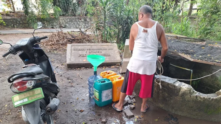Krisis Air Bersih Melanda Warga Bukit Betung Sungailiat