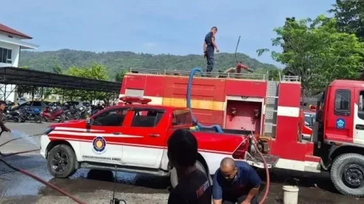Damkar Bangka Terima Permintaan Suplai Air, Penanganan Disesuaikan Kondisi